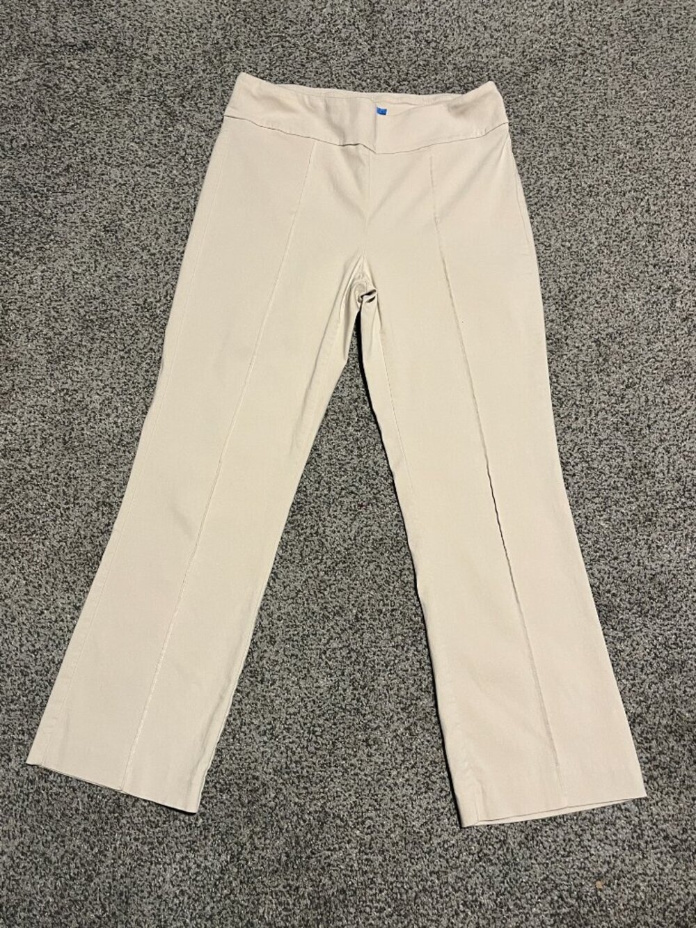 J.McLaughlin Ivy Stretch Pants Capri Womens 8 Stone Cream Pintuck Front Seam